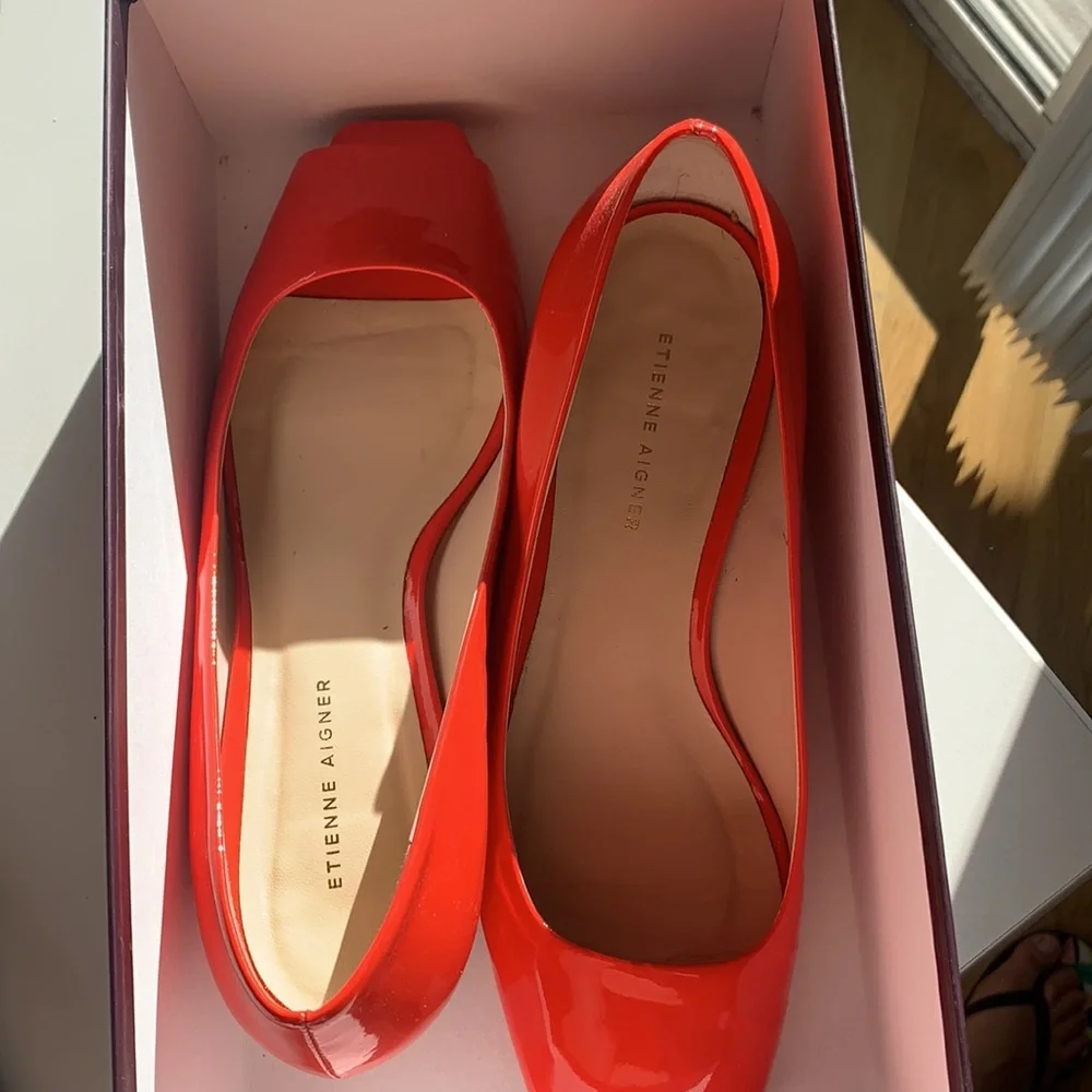 Etienne Aigner Pumps